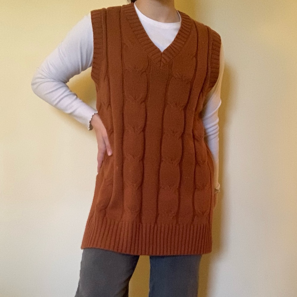 HYFVE Sweater Vest in terracotta